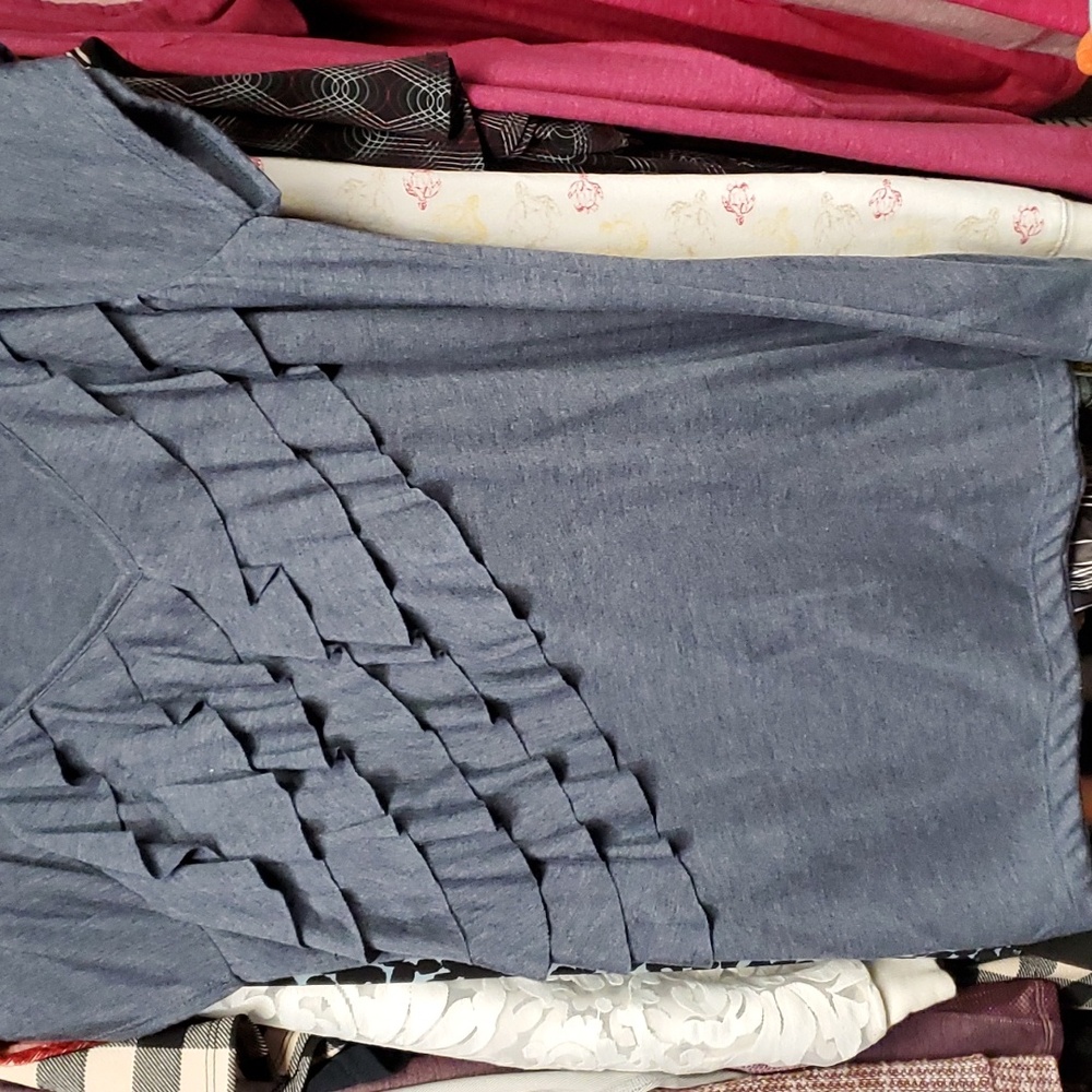 Maurice ruffled top-NWOT
